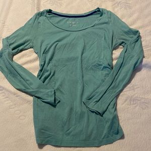 Women’s maternity long sleeved shirt